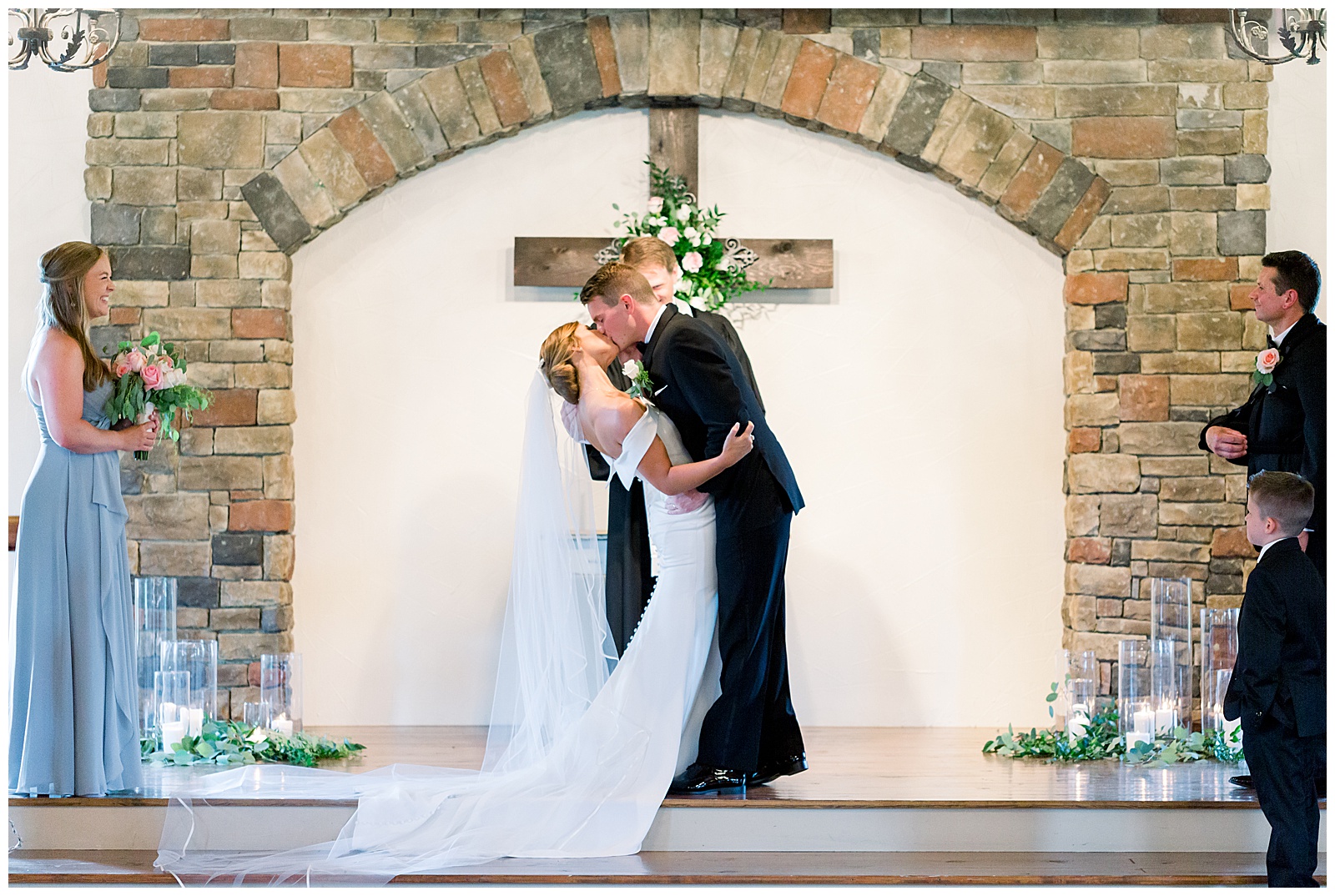AnnaCharlie_Ceremony_0183_Stone-Bridge-Farms-Cullman-Alabama-Wedding-Birmingham-Alabama-Wedding-Photographers_Abby_Bates_Photography.jpg