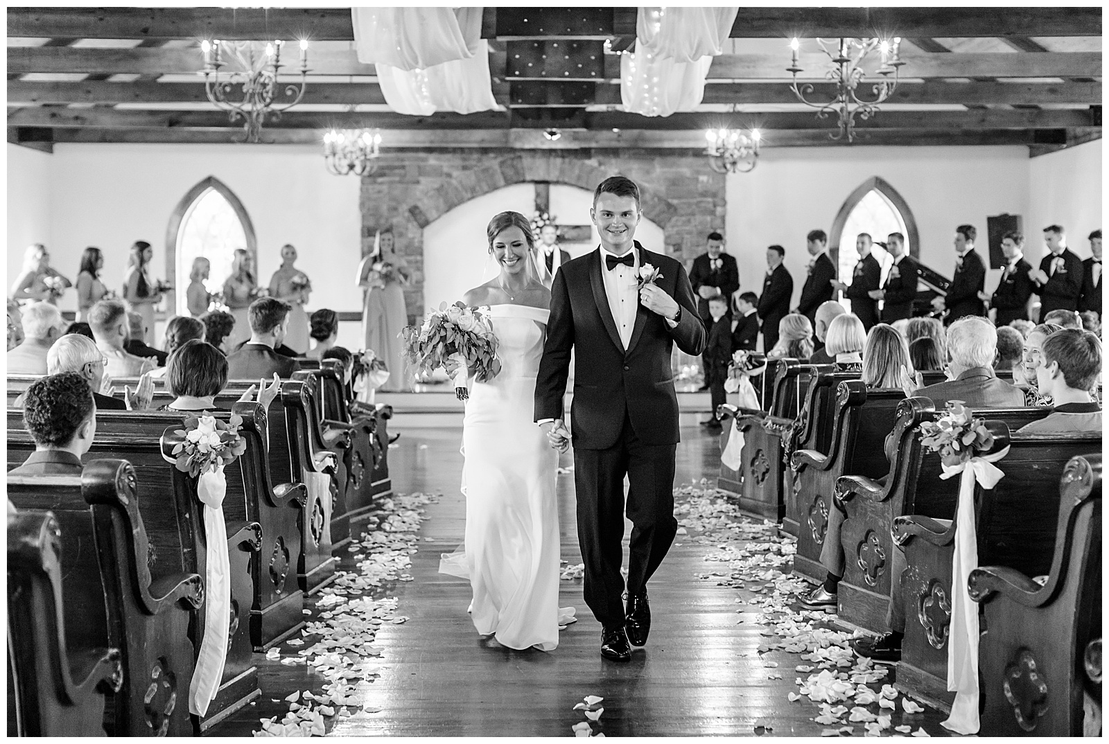 AnnaCharlie_Ceremony_0194_Stone-Bridge-Farms-Cullman-Alabama-Wedding-Birmingham-Alabama-Wedding-Photographers_Abby_Bates_Photography.jpg